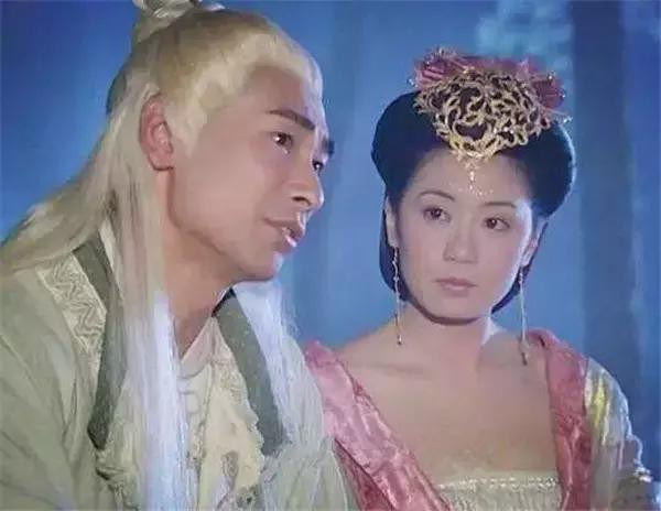 点击加载图片2004年两人再次合作，在《神医侠侣》中饰演刘宣，是吕雉宠信