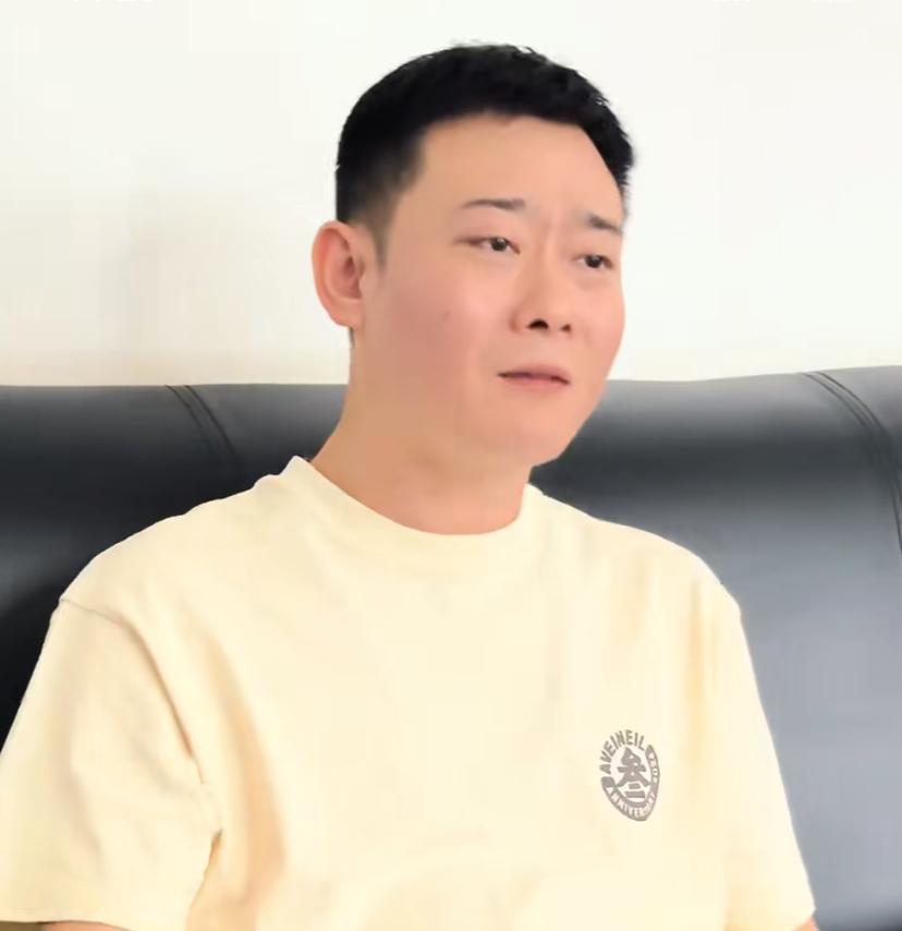 【德云社总队长栾云平教学遭质疑，对此你怎么看？】近日，德云社抖音账号发布一条相