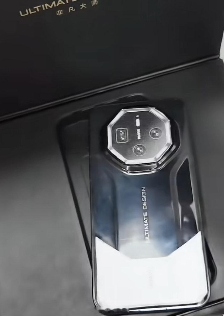 Mate90RS双拼色是稳了，镜头DECO未知​