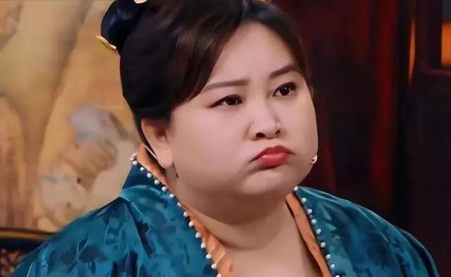 贾玲拒绝上春晚这事儿，其实不难理解。她本在综艺领域混得风生水起，是春晚“常客”，