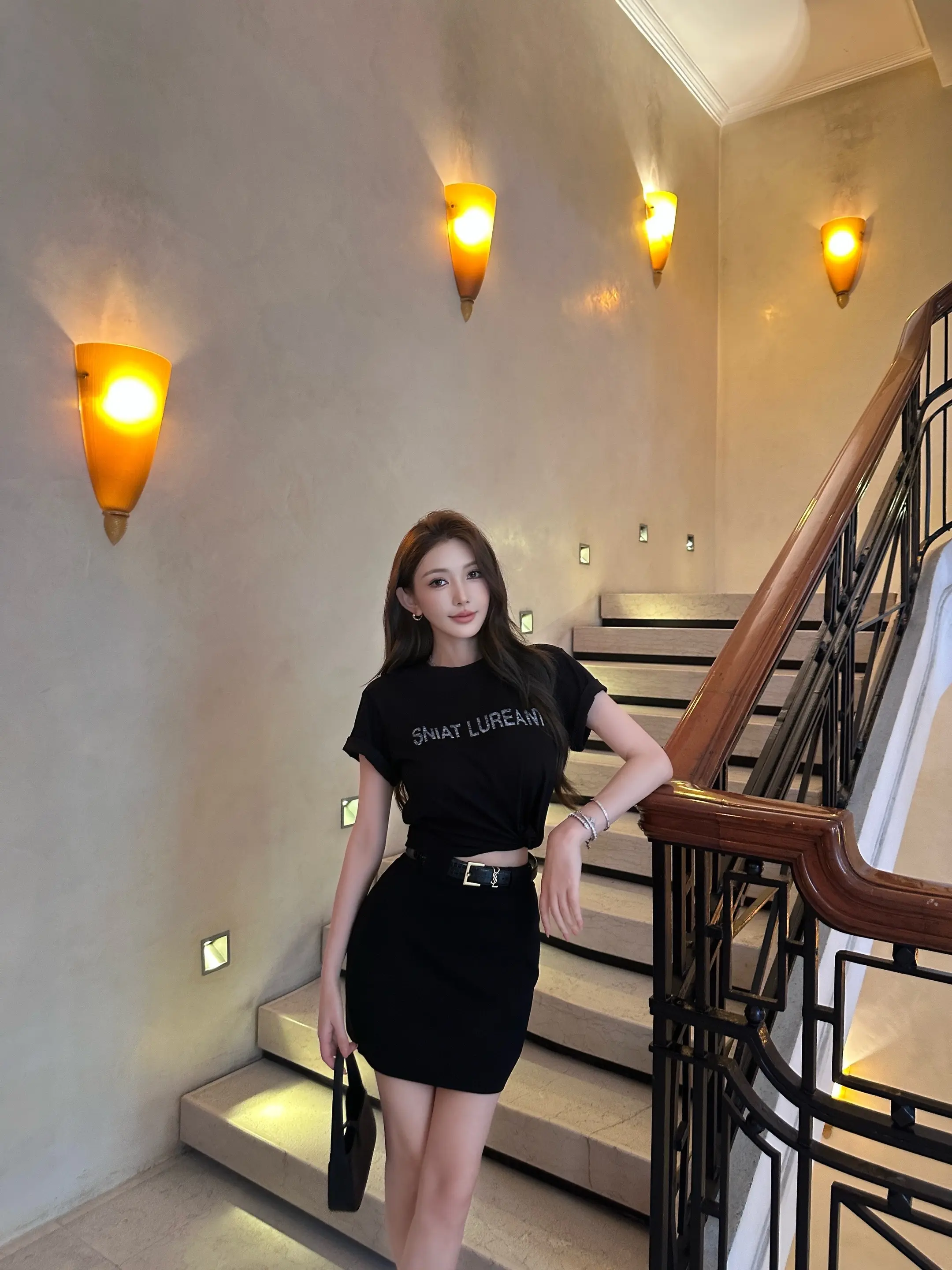 今天的ootd 🖤。📸