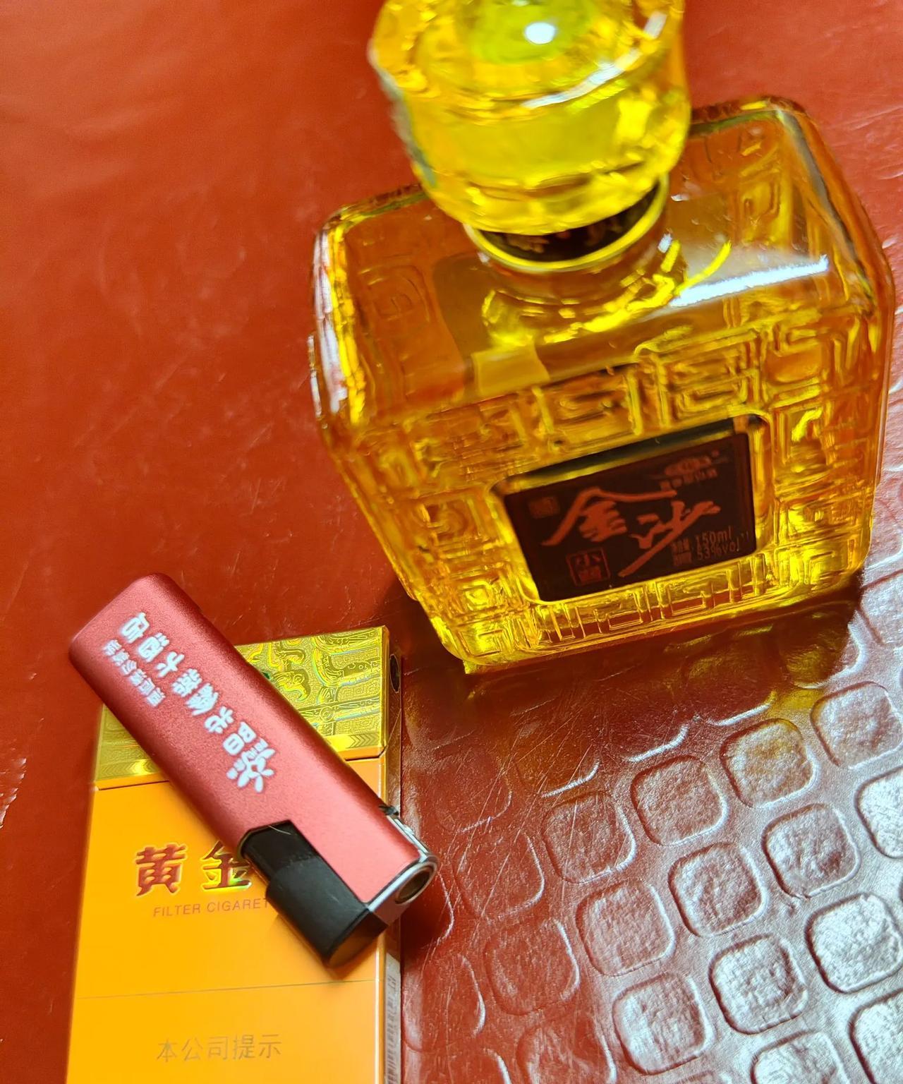白酒市场的萎缩，已经势不可挡。以往动则上千元甚至数千元的价格，和黄鹤般，一去不