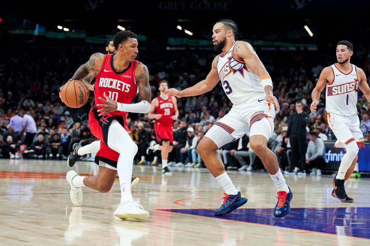 火箭队会不会在休赛期的时候进行超级交易呢？NBA专家拉查德·宾克利认为是不会的，