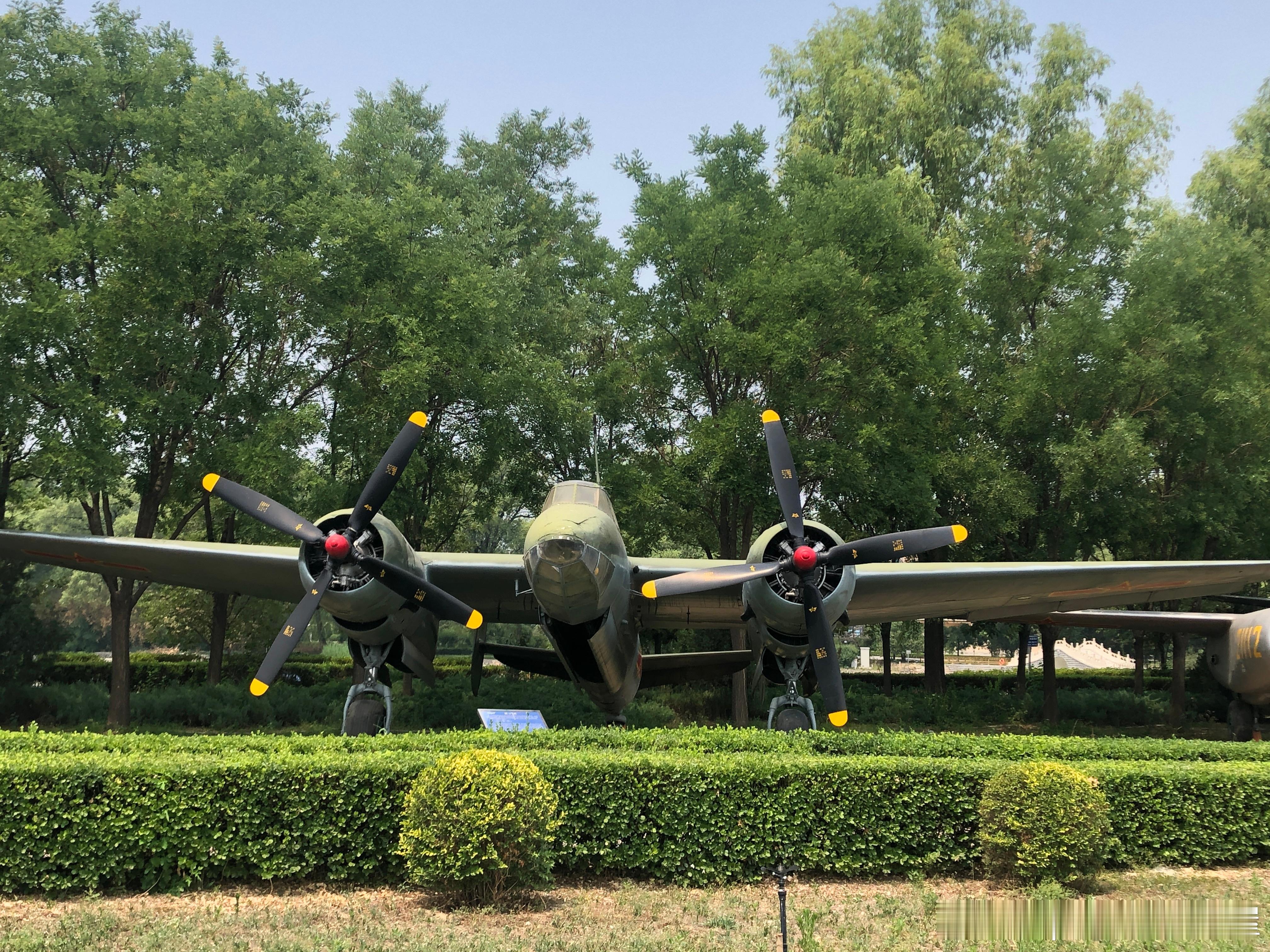 航空博物馆的这架图-2飞机是国家一级文物。该机由图波列夫飞机设计局在20世纪30