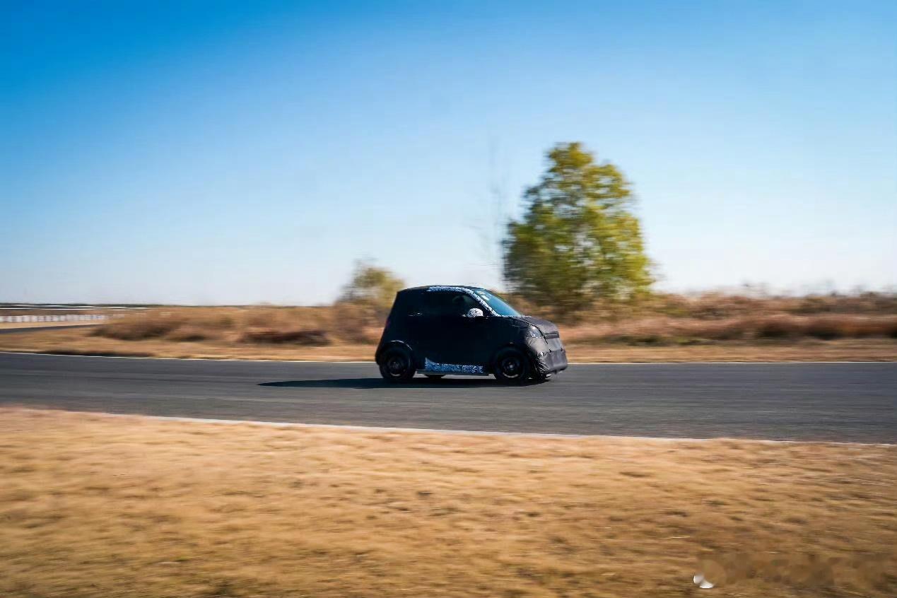 smart全新纯电精灵2要来了，双座布局，回到了当初的样子。那么这台A00经典