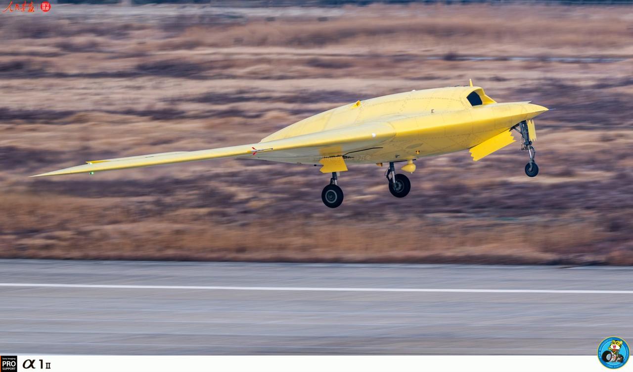 【彩虹7首飞，飞翼无人机百花齐放百家争鸣】央视报道，近日，我国新型高空高速长