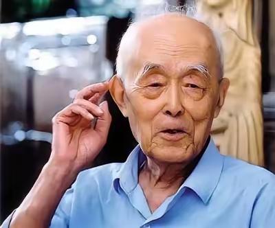 “北大终身教授”季羡林曾语出惊人：“大多数人来到这个世界上就是凑数的，为了一口吃