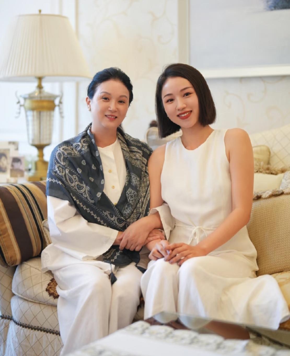 我发现现在清醒的婆婆，都有这六点：现代家庭里，婆媳关系像块揉皱的抹布，总在“