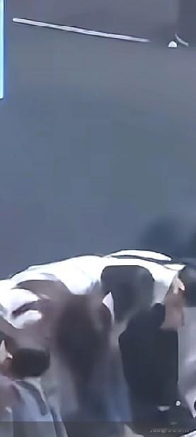 唯一弯腰不捂胸口的团队！当大多数明星以露博眼球，刀郎团队却是衬衣牛仔