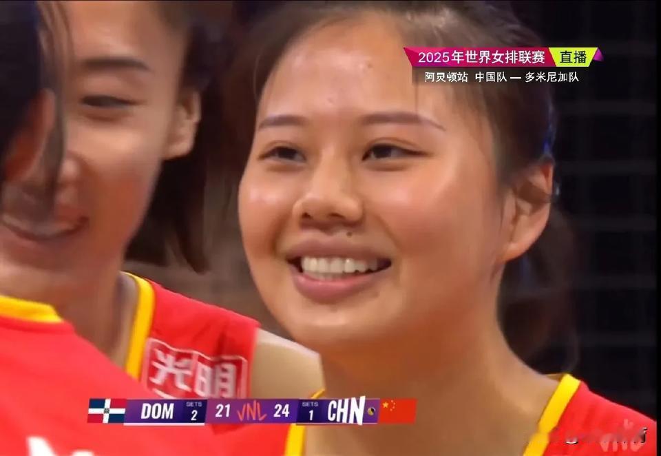 【龚翔宇打出队长丰采】中国女排艰难战胜多米尼加，队长龚翔宇发挥了非常关键作用，