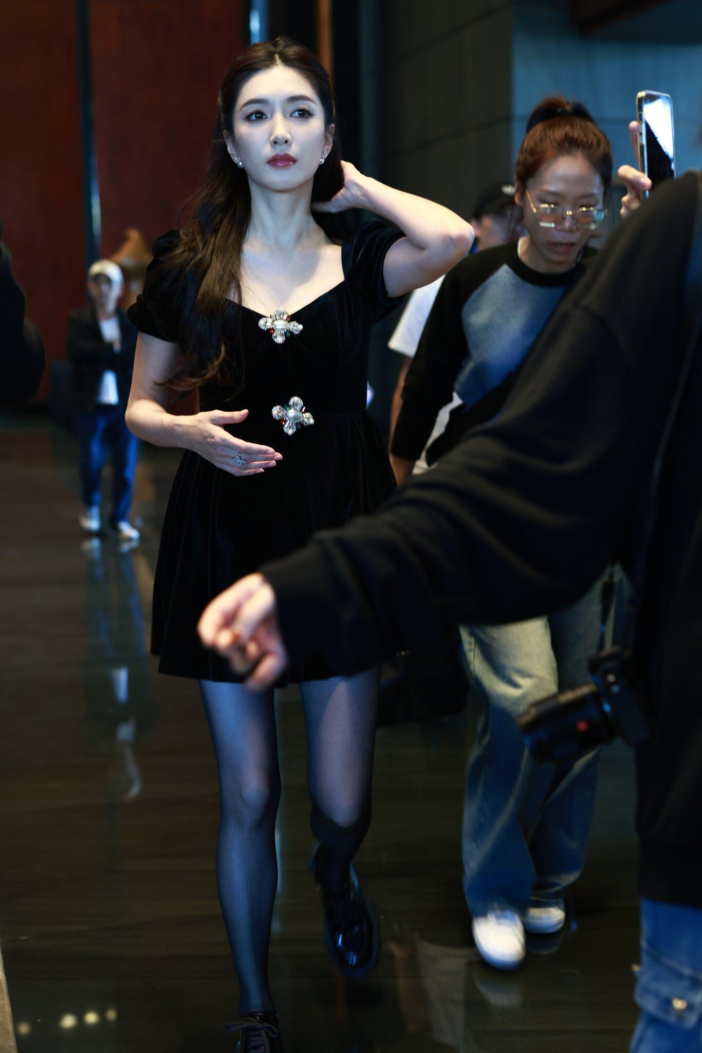 江疏影（丝滑）