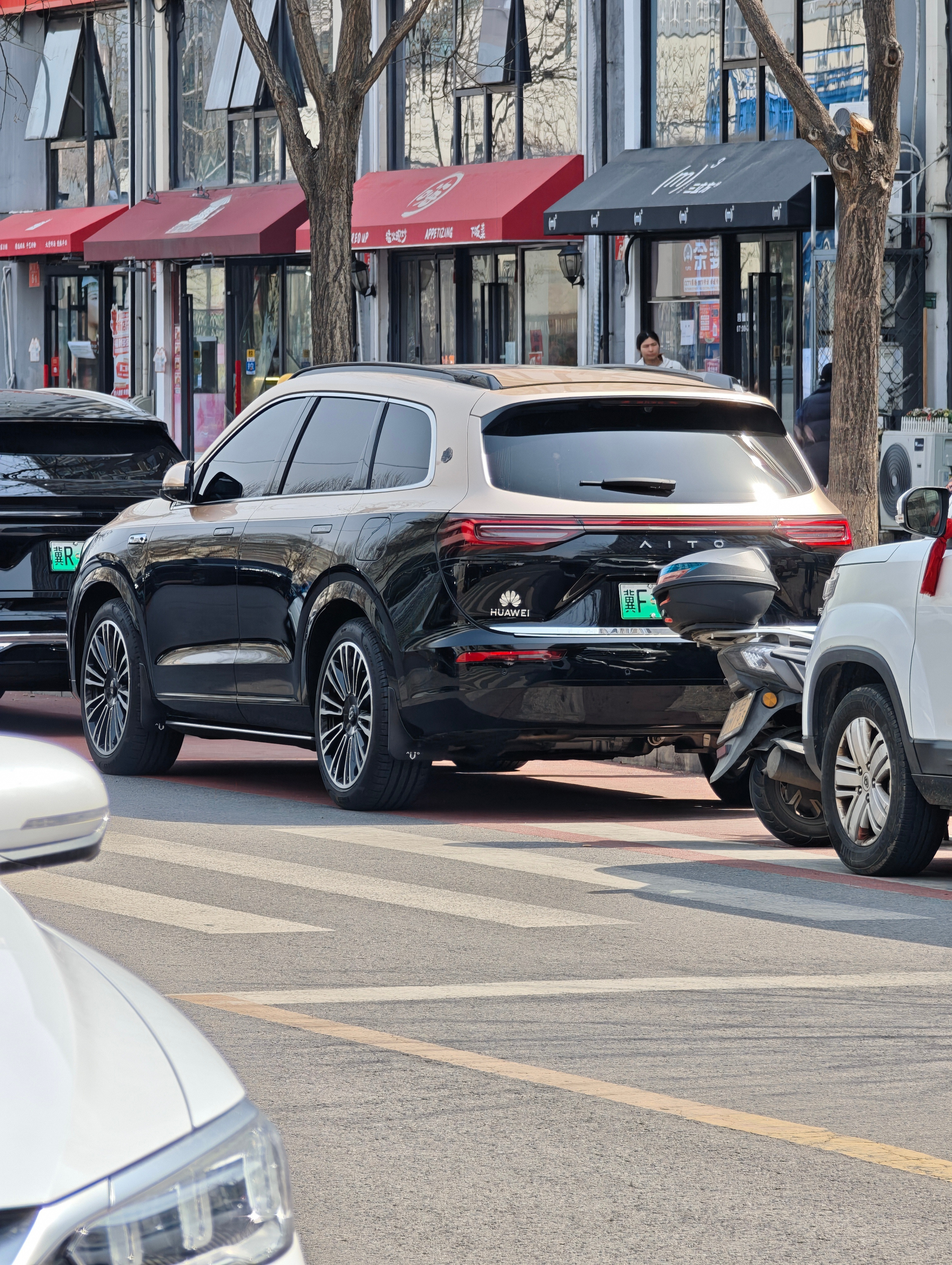好家伙，又是双拼又是换标的