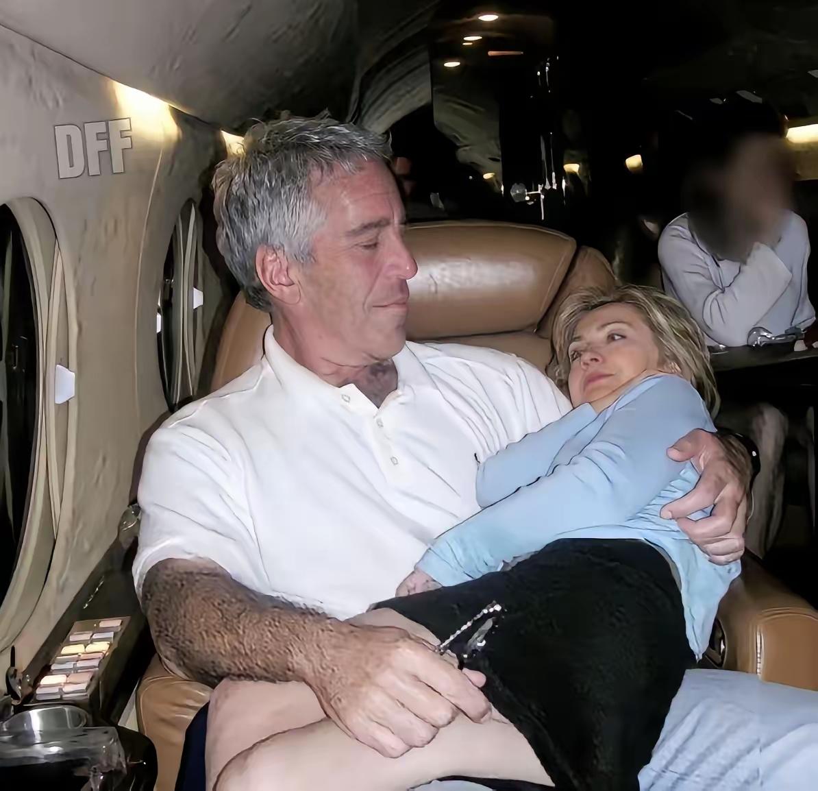 希拉里与爱泼斯坦：零接触声明下，剪不断的权贵关联希拉里始终坚称与爱泼斯坦素