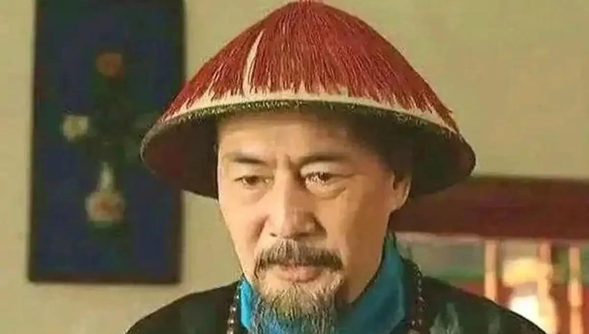 给张廷玉许诺让其配享太庙，这事本来就是雍正办的有问题，也不怪乾隆在张廷玉活着的时