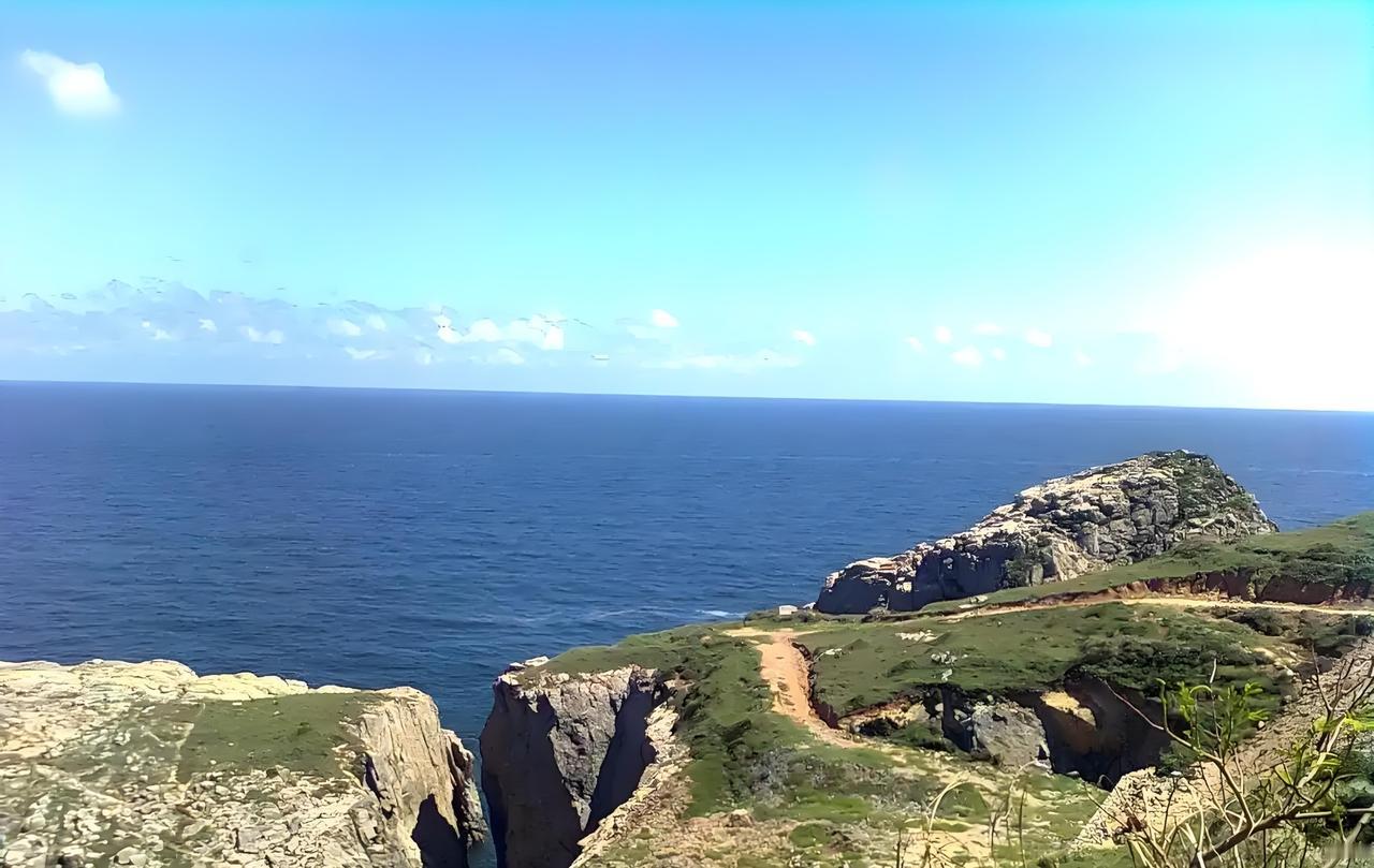 日本通告全球将强登钓鱼岛？假消息。近日，看到不少网友在说日本计划将强登钓鱼岛，