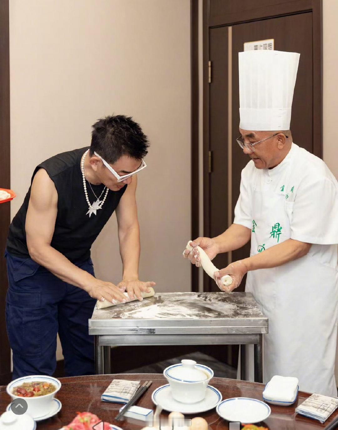 老大说:唯有音乐和美食不可辜负🤣#任贤齐##任贤齐人间值得#​