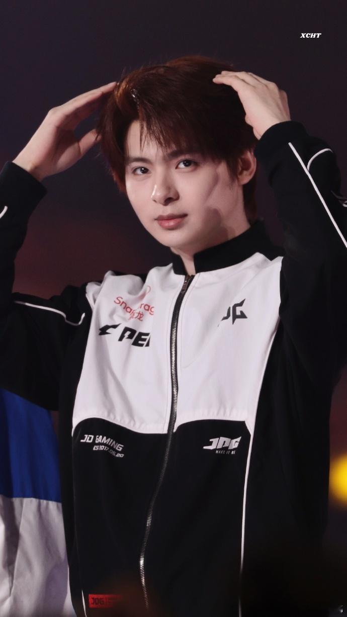 JDG伞兵联赛淘汰3100恭喜恭喜，此次解锁3100淘汰也是太酷了，而且直接拿下