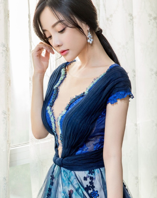 李小璐手机高清壁纸，快保存下来