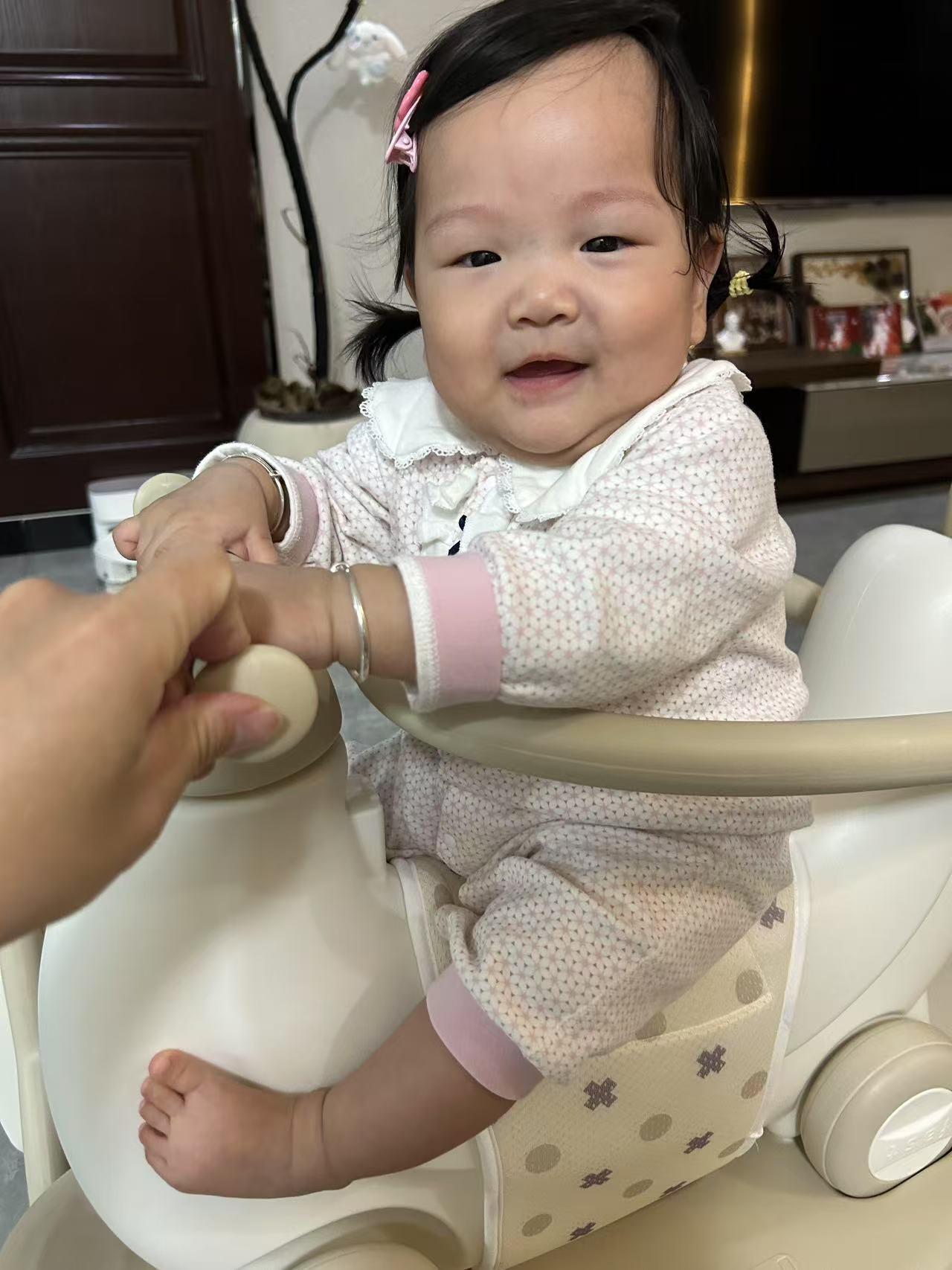 你发现了吗？今年啥啥都不太正常。夏天，热死人又少雨水，庄稼天天浇水，不