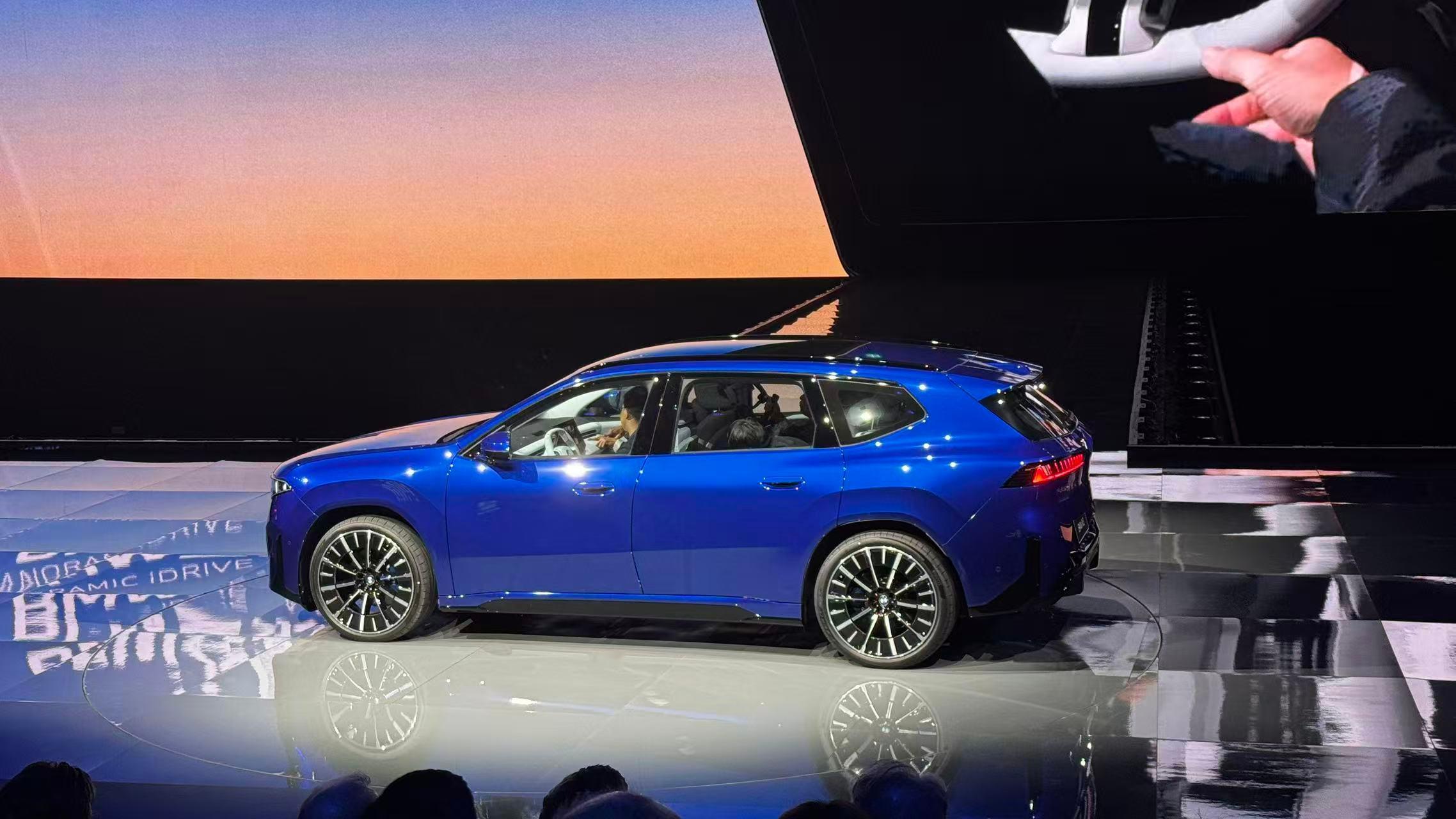 国产全新宝马iX3长轴版来了！采用新世代设计语言，并且针对中国市场进行加长，这也