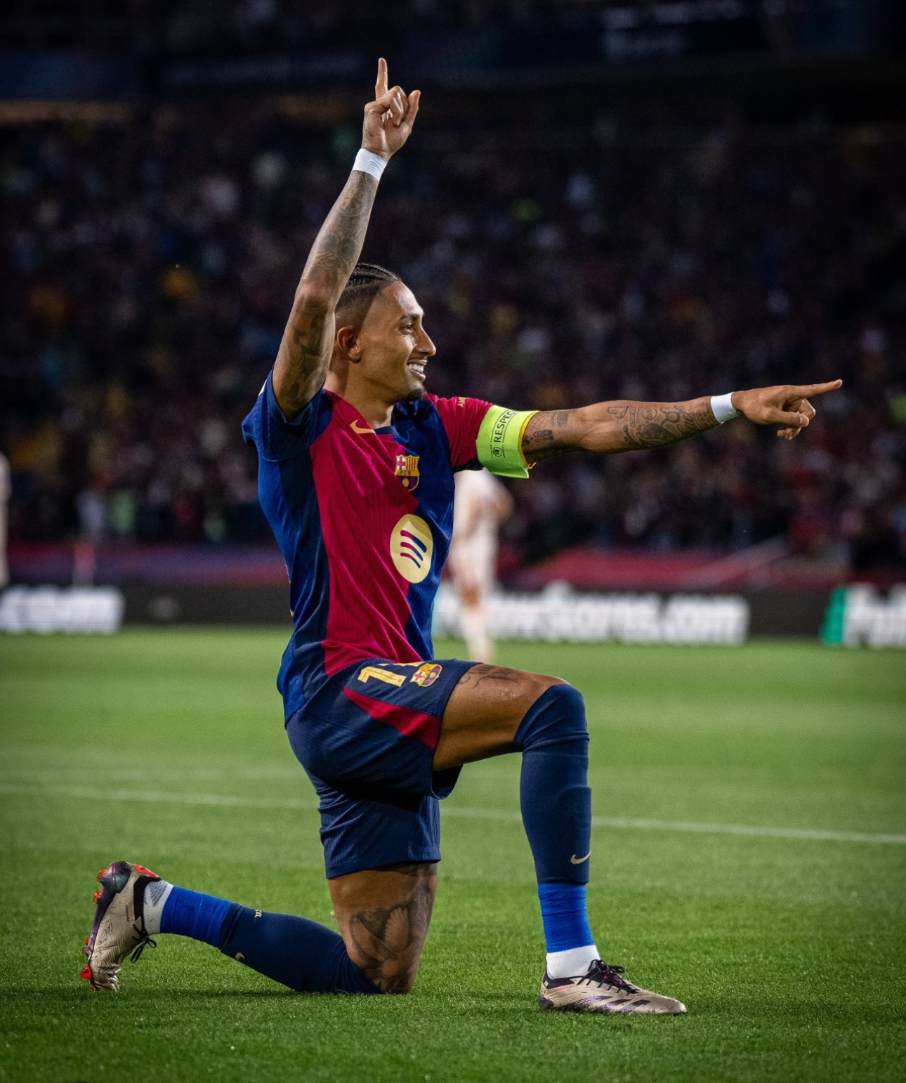 巴萨两将伤缺国王杯半决赛战马竞，锋线轮换承压北京时间2月12日，西班牙国王杯半决