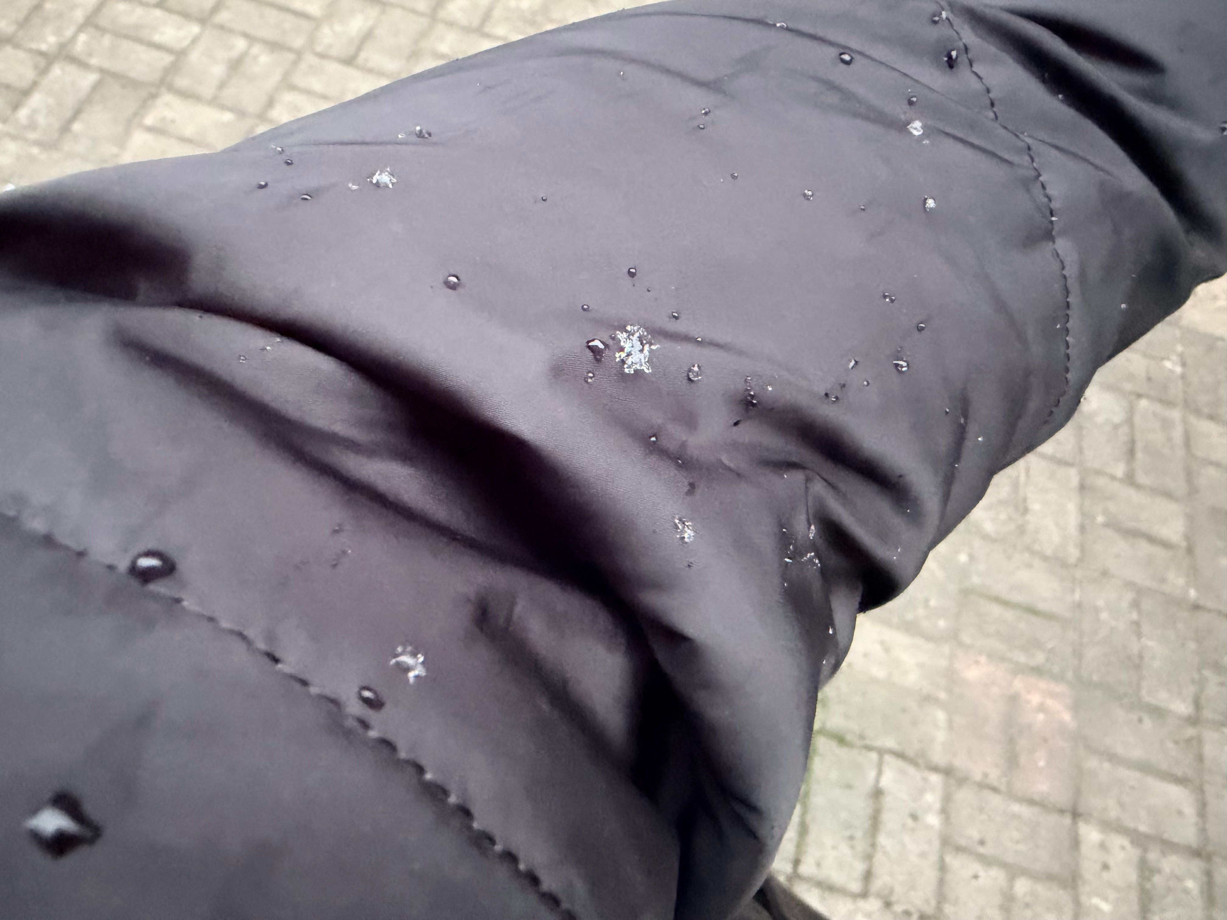 卧槽，下冰雹了