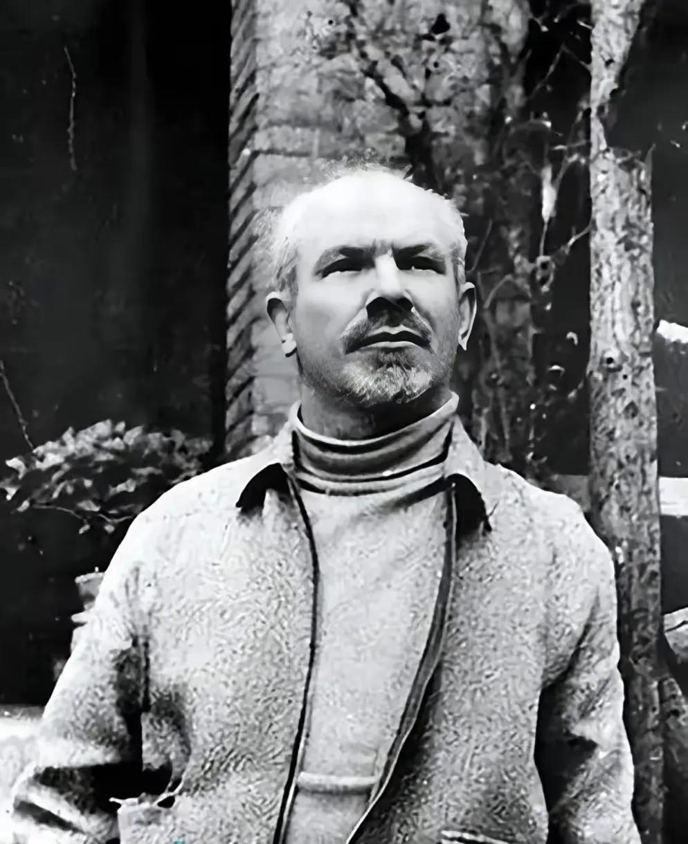 很多人不知道，白求恩来中国之前，在欧美医疗界已经是响当当的大人物。他是加拿大蒙特