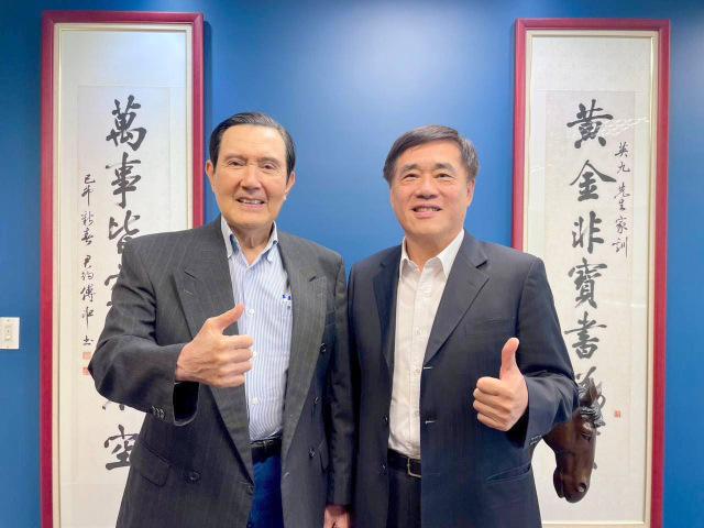 郝龙斌去拜会马英九，马英九回复一句“我这边你不用担心”，让不少人觉得，国民党这场