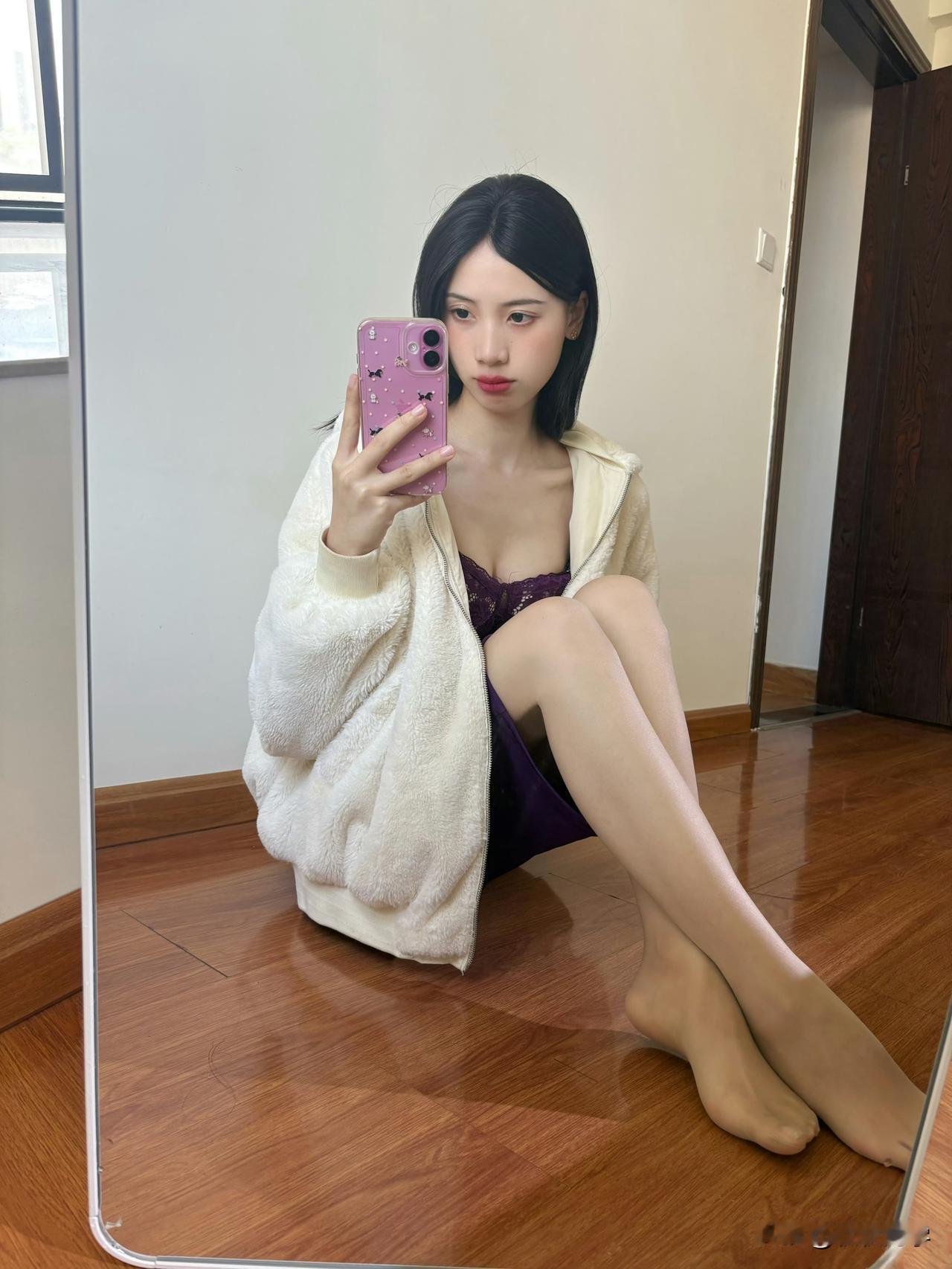 周末居家无聊自己拍一拍