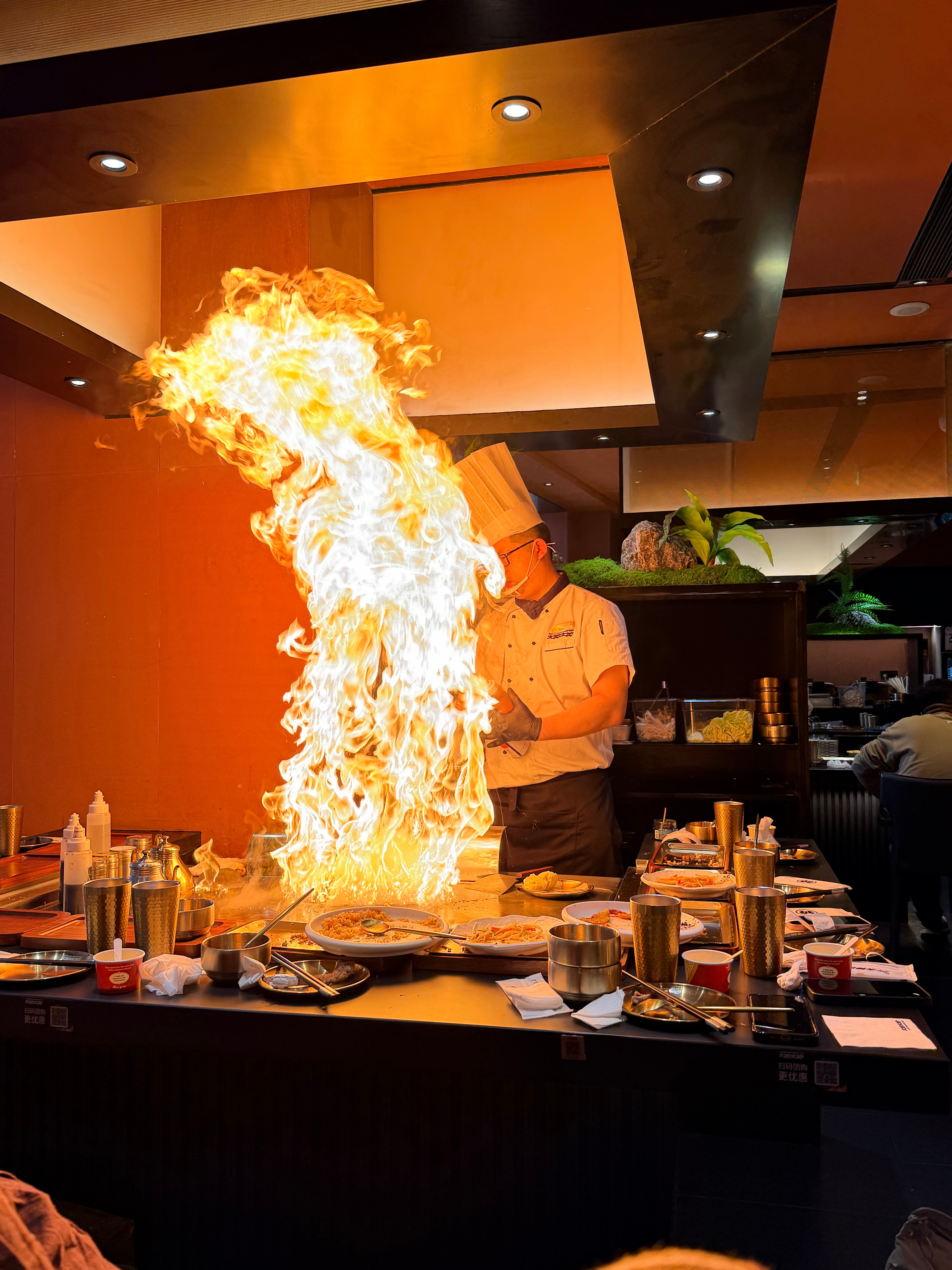 请领导吃个小铁板领导应该会器重我吧上海·陆悦天地