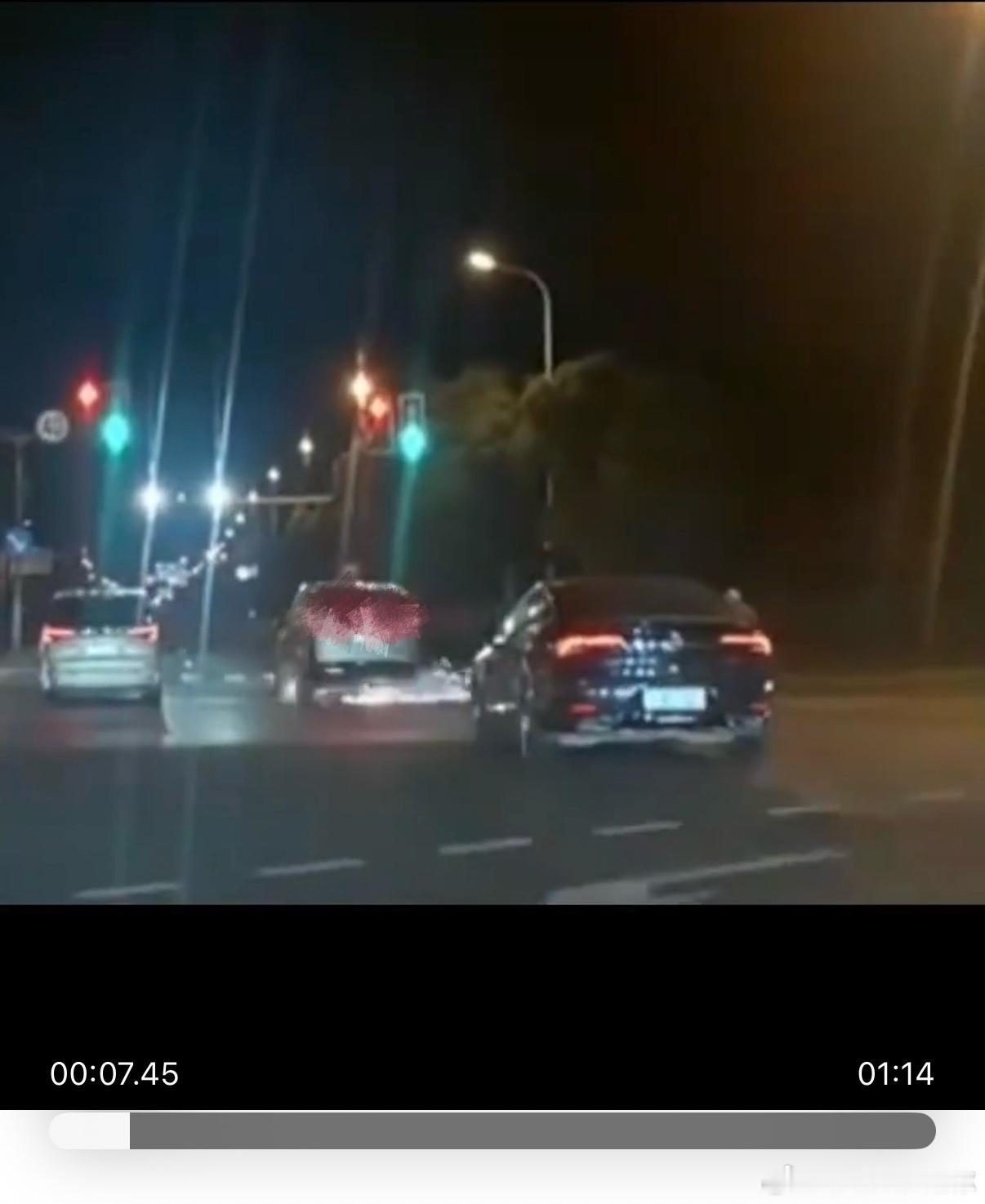从图一到图二需要多久？仅仅8秒8秒，你需要完成发觉异常，紧急停车，开门撤离，MP