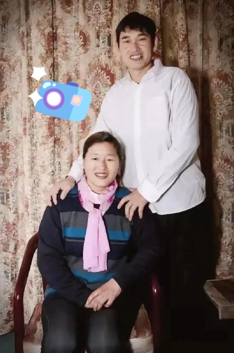 说真的我是打心眼里羡慕“大衣哥”朱之文。当年他穷得叮当响，全身上下凑不出