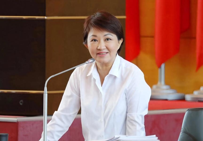 卢秀燕最新表态！明确台湾是一个省！针对岛内年底的九合一选举，台中市长卢秀燕在