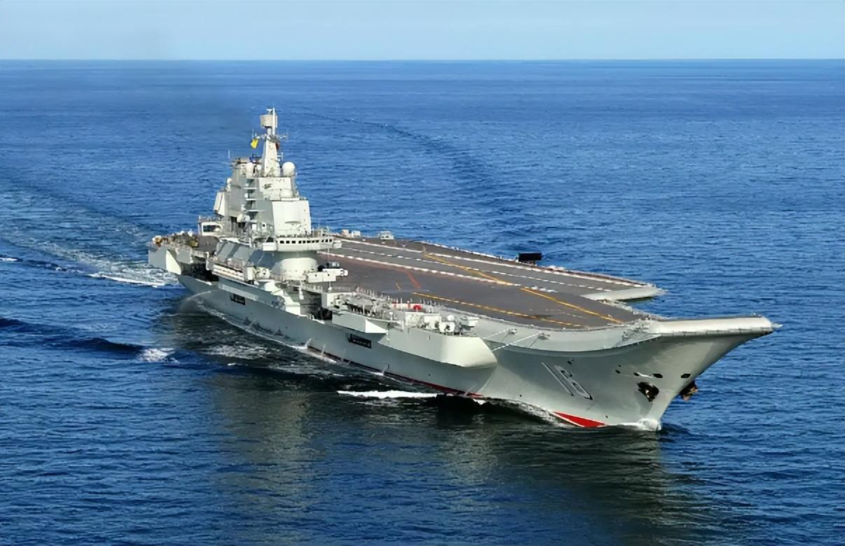 航母下水、五代机上天，为何挑衅不止？专家揭露大国威慑背后的关键