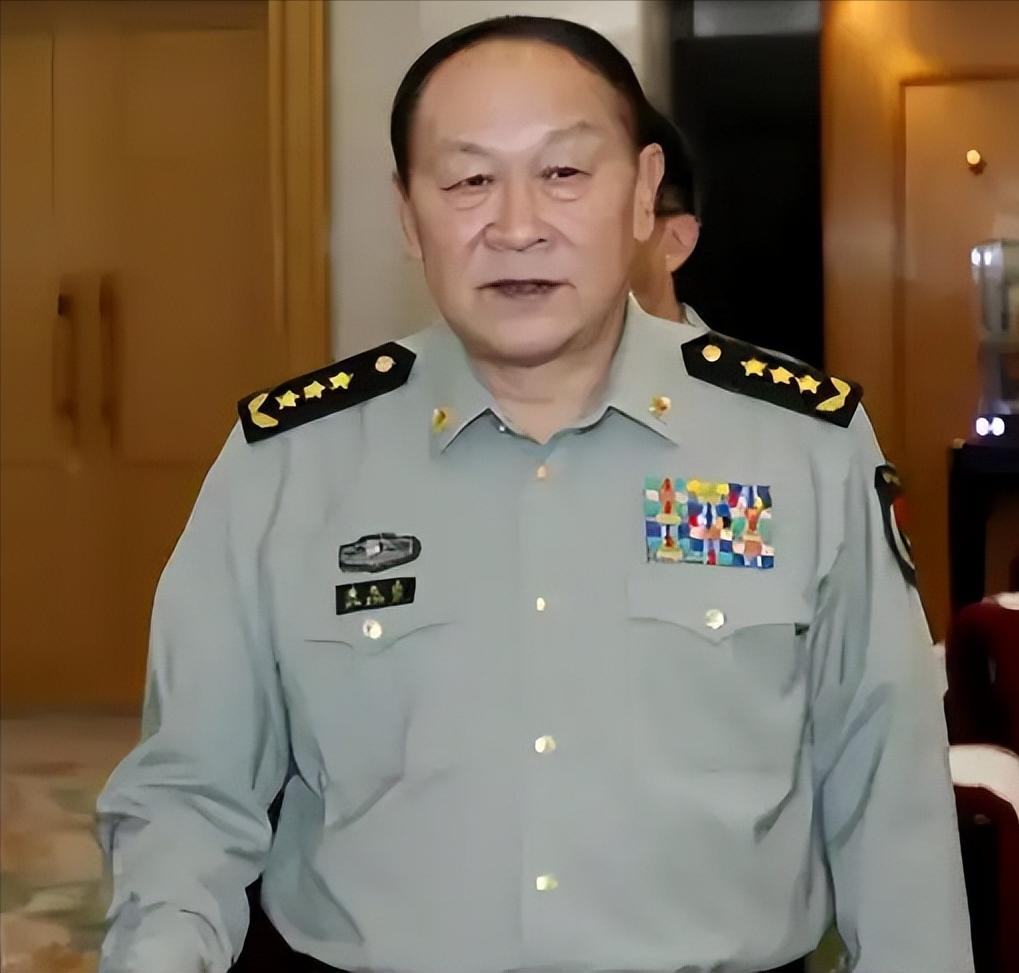 那句喊着“打一个不如拉日本一起打”的硬核表态，成了永远的绝响。 当年说出“晚