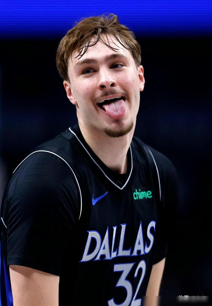 看了弗拉格12月份的比赛，还有人会说他是水货状元吗？作为独行侠的新核心，这孩