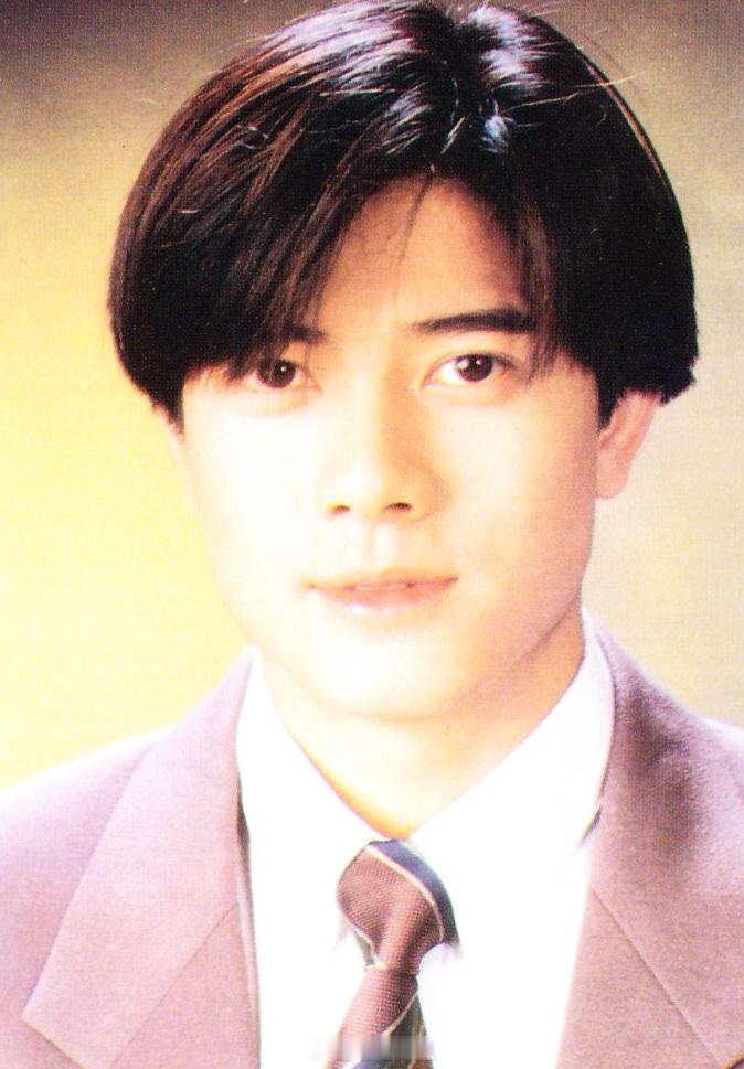 電影傳說扫描1994年，TVB热播剧集《烈火狂奔》主要角色定妆照郭富城袁洁