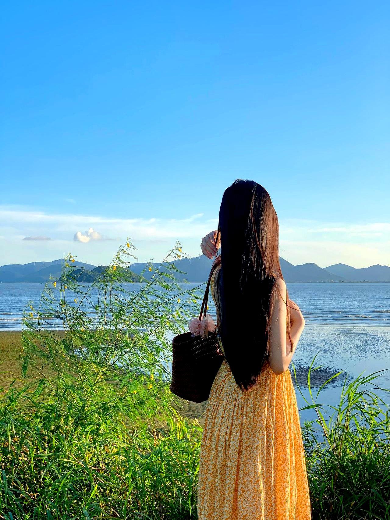 发现个扎心真相没？辛辛苦苦养了二十多年的好大儿，只要红本本一领，瞬间就成了丈母