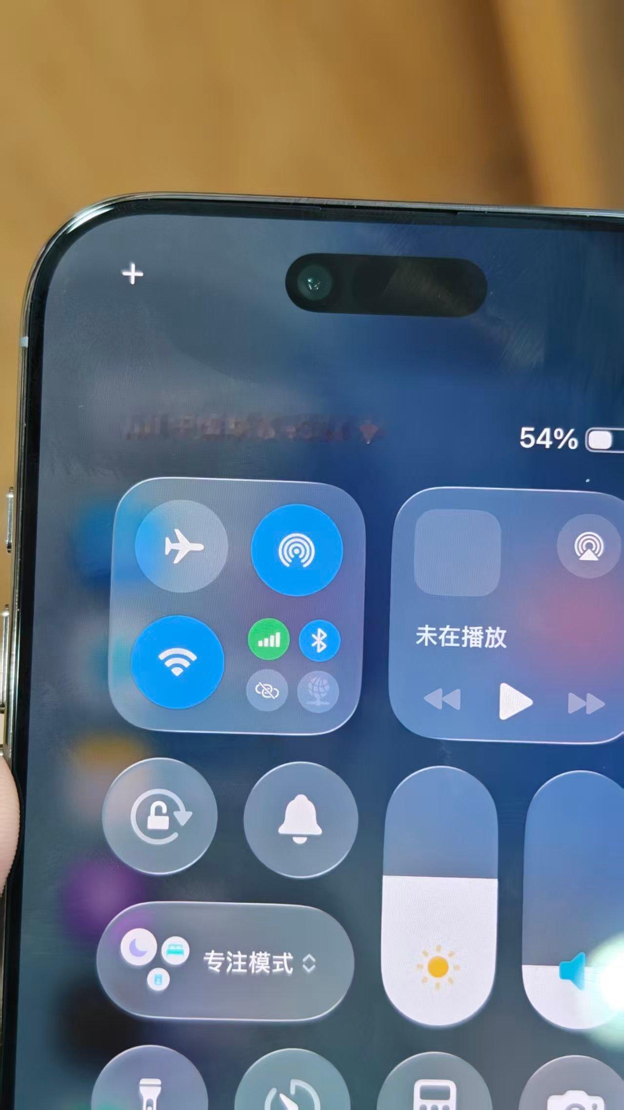不用担心你用上iPhoneAir网上没人知道，中国联通早都替你想到了。eSi