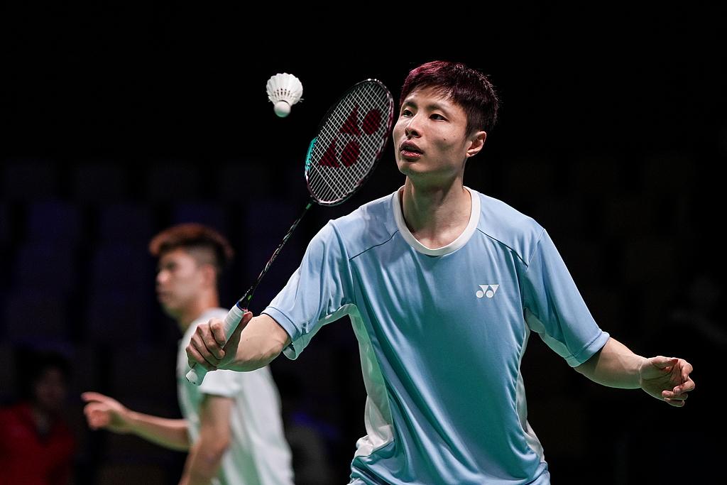 国羽提前一周抵达霍森斯，石宇奇贾一凡分任国羽汤尤杯队长北京时间4月24日下午