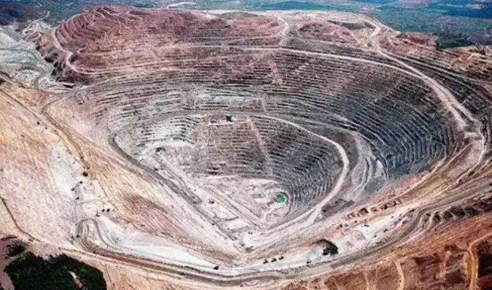 我国挖出稀世之宝，每吨估价超46亿，这消息一出来，日本直接破防了。据说这稀世之宝