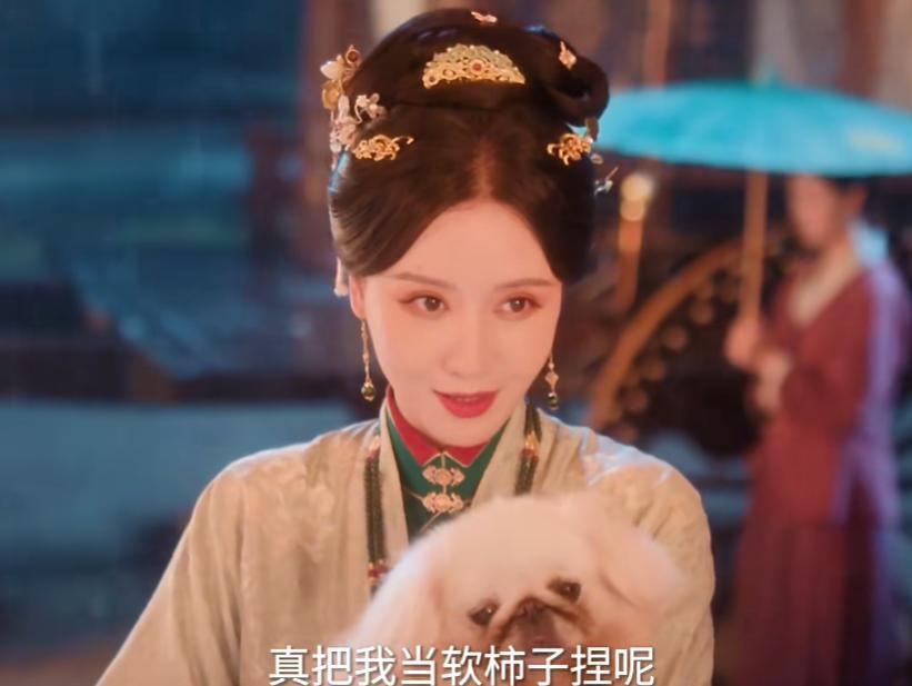 《花开锦绣》范氏戳完痛处才慌了！原来，卫太太的不接招，才是杀人诛心范氏为啥这么