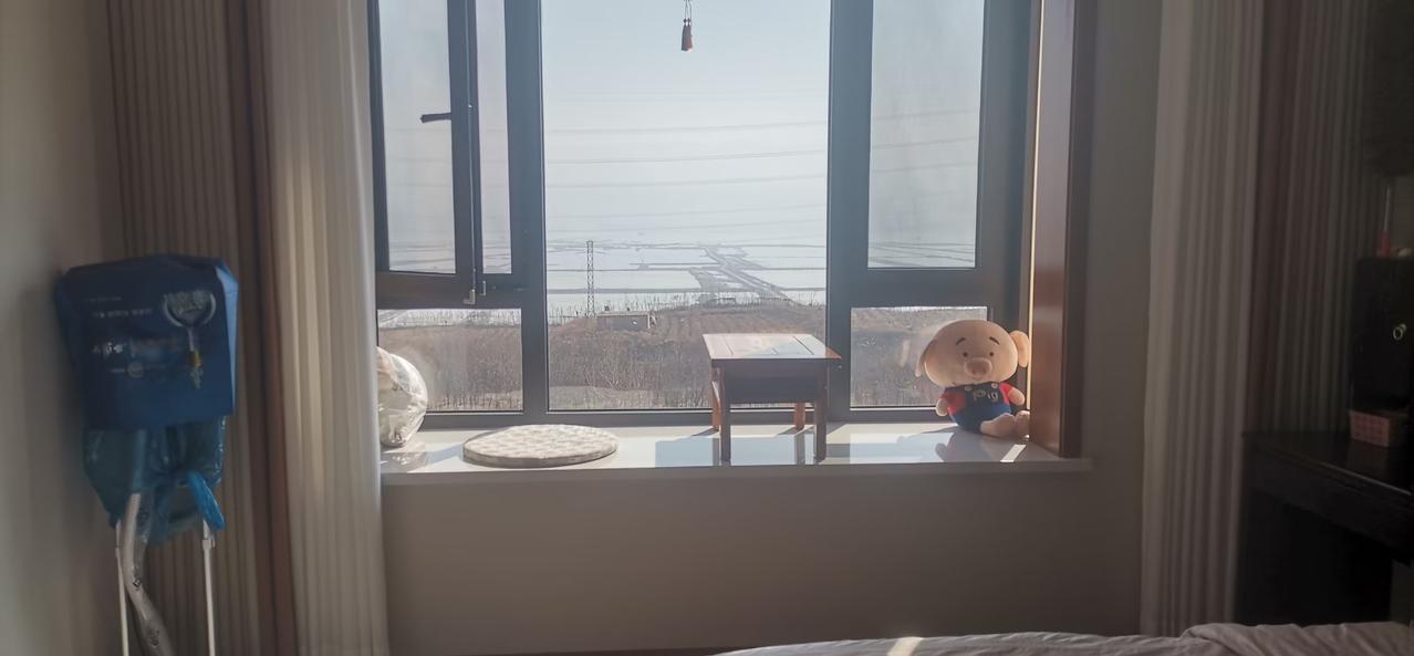 昨天参加四伯儿子的葬礼，让我想不通的一件事，明明日子这么好，儿媳妇非要在网上搞恋