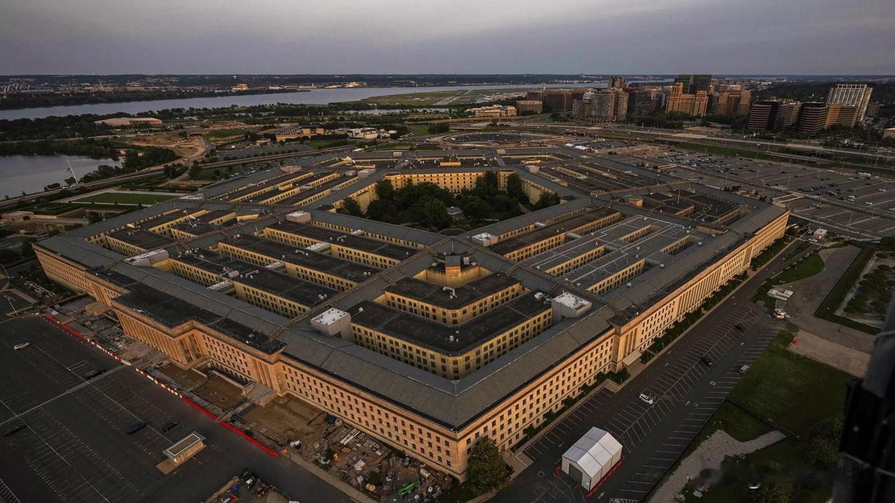 媒体：五角大楼计划从华尔街搜罗银行家组建反华团队俄罗斯卫星通讯社华盛顿03