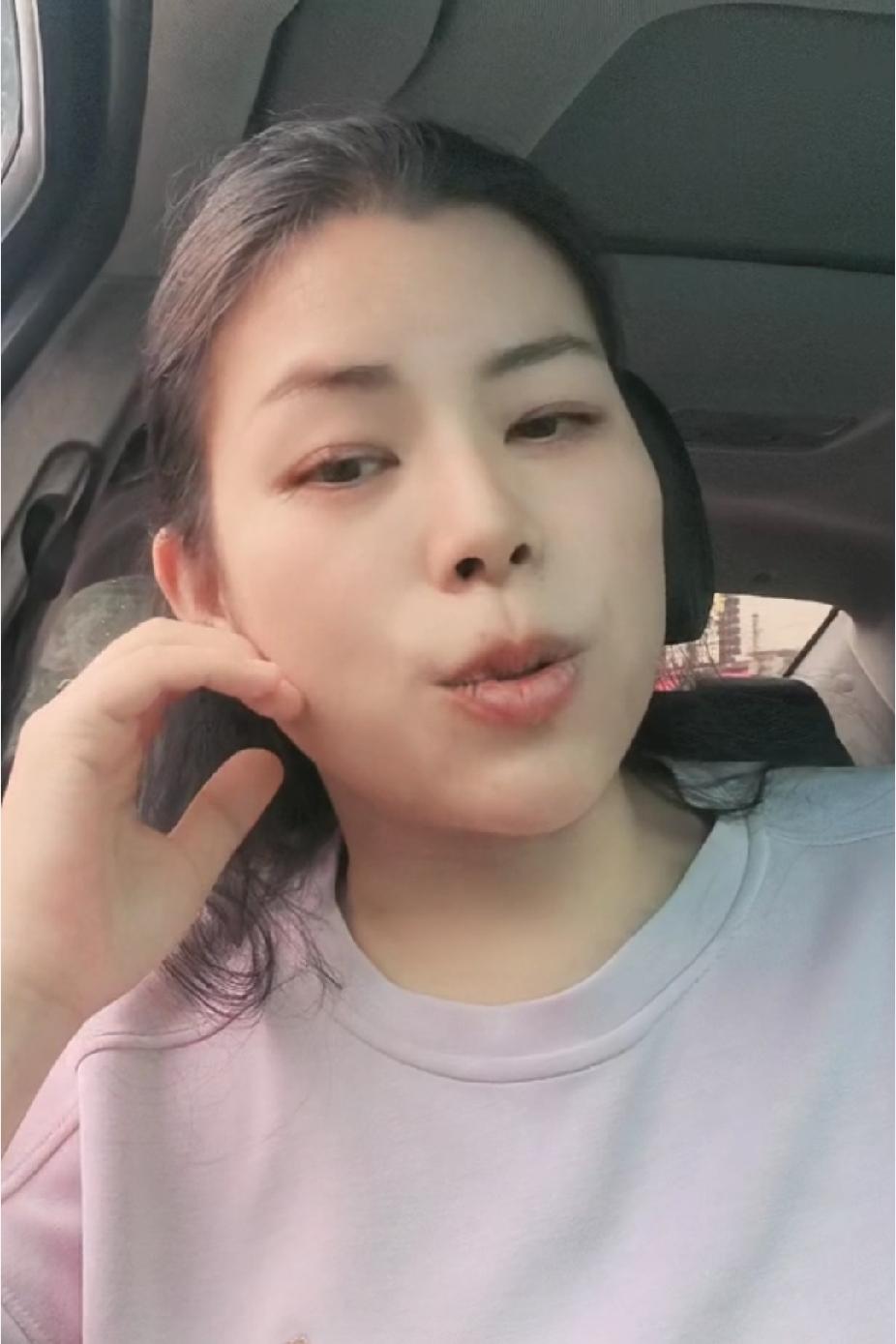 今天姚家妞妞和云昊陪同柴桑大姐去外地办事！今天柴桑大姐没有直播，常看柴桑大姐