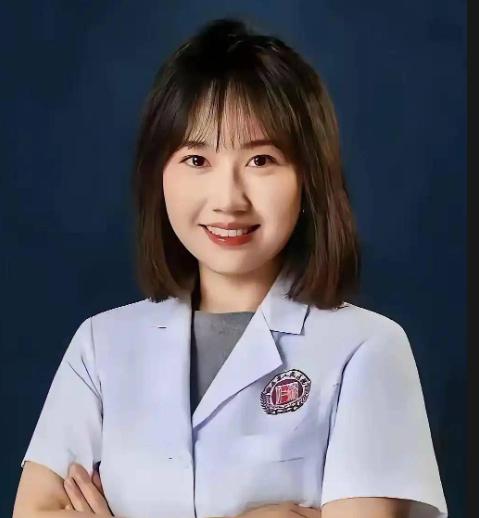 曾琦千不该万不该！她的下场给所有人提了醒！曾主任的事闹大了。私德问题闹