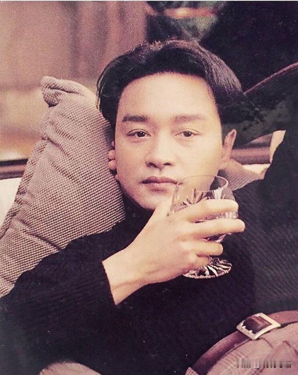 这是应邀头条参与讨论的话题，其实对于这样的对比性的话题真的是没有一个标准答案的，