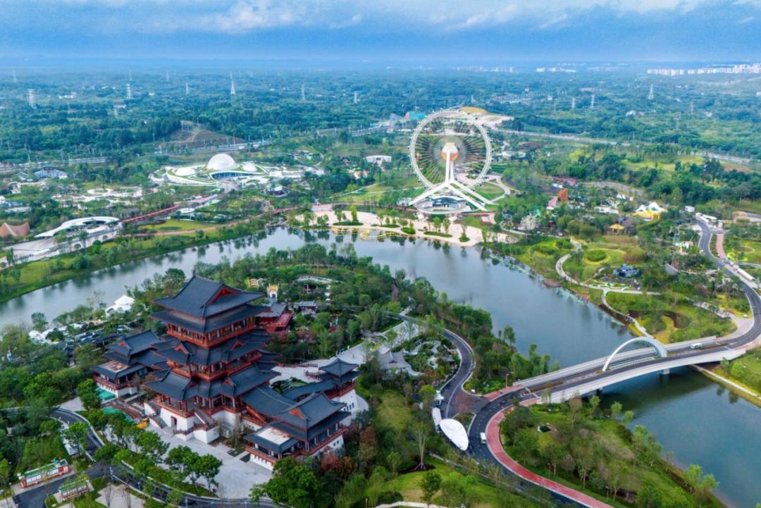 18个成都好耍地，够不够你周末尽情嗨玩？📍成都世界园艺博览园地址：东部新
