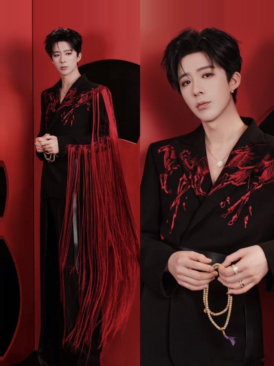 来评价一下刘宇宁今日的流苏西装造型的时尚感怎么样？​​​