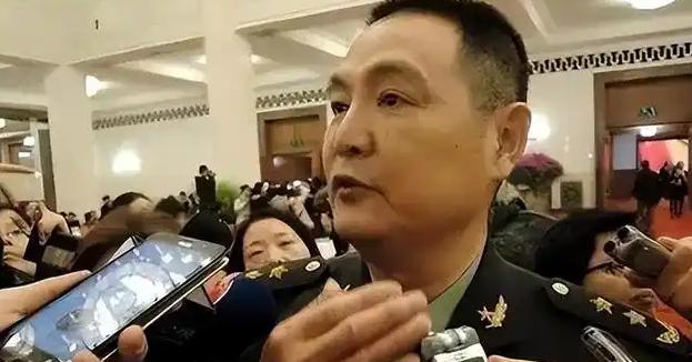 解放军中将谈台湾统一时，给了一个明确的答案：有可能解决台湾问题，让我们拭目以待！